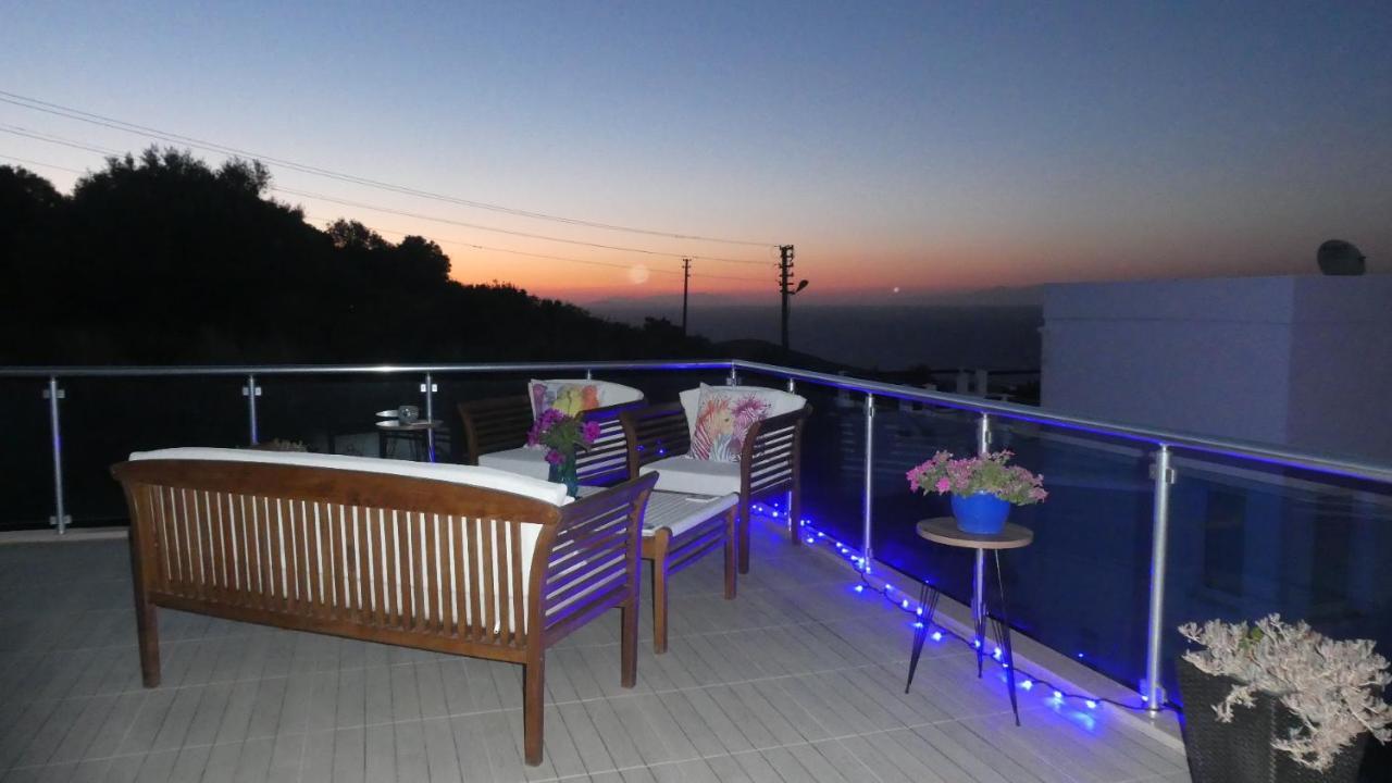 Villa Priene - Gumusluk Private Pool ภายนอก รูปภาพ